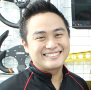 Thayne Finsenda Lika