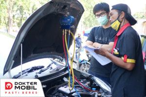 memperbaiki AC mobil yang tidak dingin