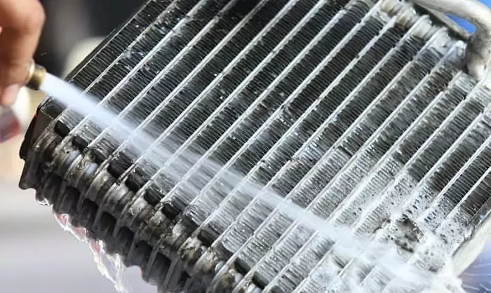 Panduan 10 Cara Membersihkan Evaporator AC Mobil