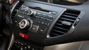 gejala-ac-mobil-bermasalah-dan-harus-dibawa-ke-bengkel