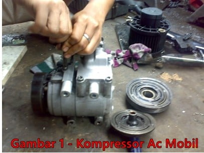service AC di bengkel mobil dengan bongkar mesin