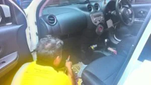 Cuci evaporator untuk mengatasi masalah AC mobil tidak dingin dan kurang dingin