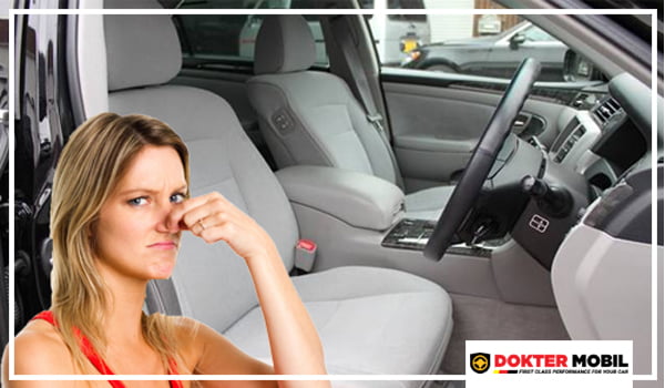 AC Mobil Bau Saat Dinyalakan