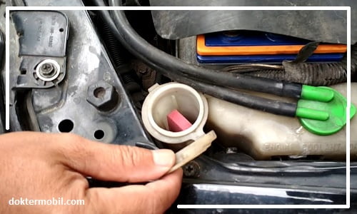 penyebab dan cara mengatasi air coolant radiator mobil avanza yang berkurang dan habis secara tiba-tiba
