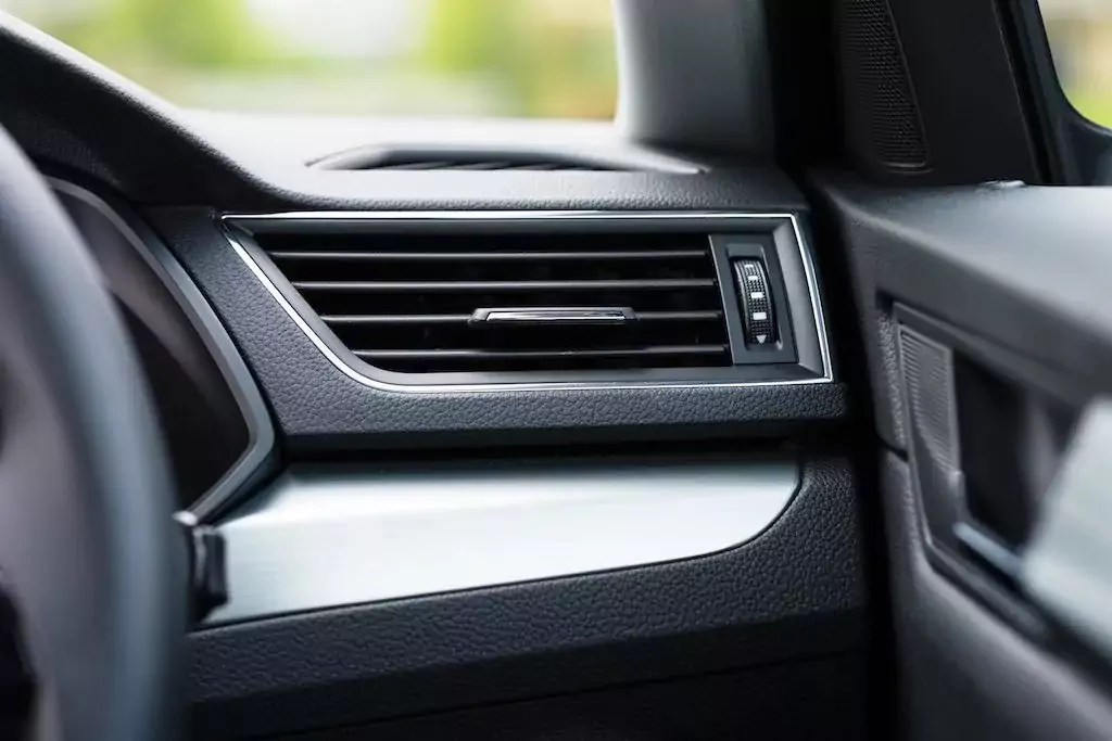 3 Penyebab Magnet AC Mobil Bunyi dan Solusinya
