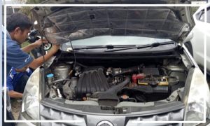 Mobil Livina Bergetar