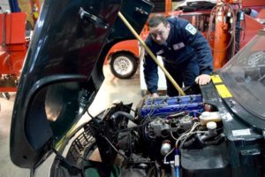turun mesin mobil