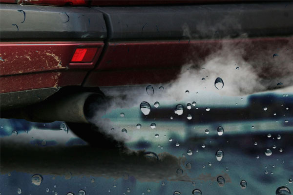 Faktor Knalpot Mobil Keluar Asap Putih saat Hujan serta Solusi Mengatasinya