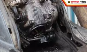 Komponen yang Rusak Jadi Penyebab Oli Mobil Menetes