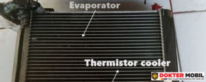 Thermistor Dipasang Bersebelahan dengan Evaporator dan Bekerja Berdasarkan Suhu pada Evaporator