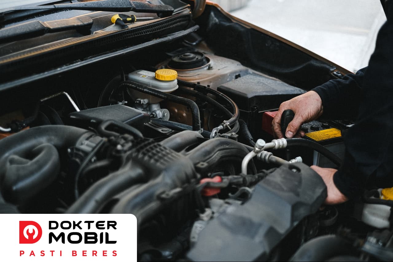 Wajib Ganti Oli Mobil yang Jarang Dipakai