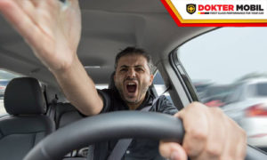 Banyak Faktor Penyebab Tarikan Mobil Berat saat Menekan Pedal Gas