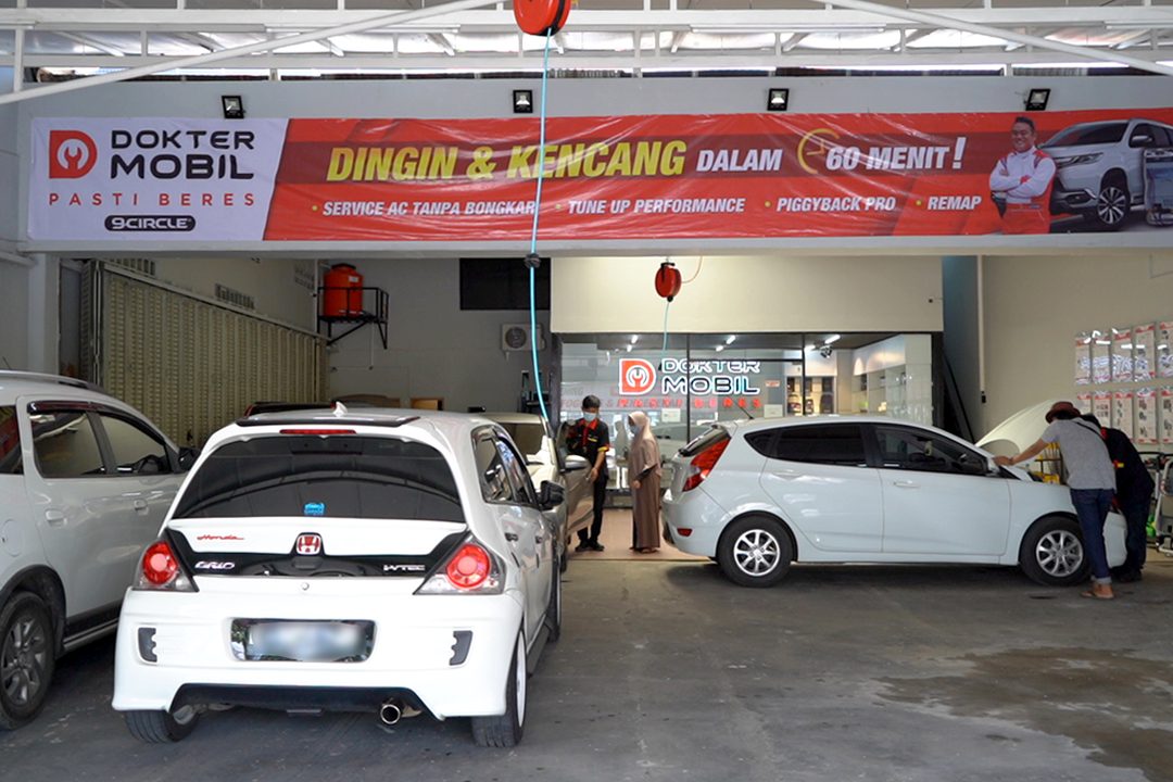 Cara Membuat Pintu Mobil Kedap Suara