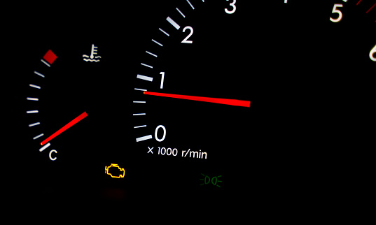 Injector Mobil 