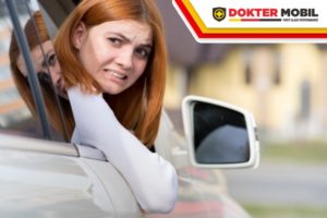 mobil matic bunyi saat mundur