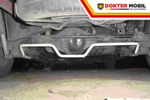 cara pasang stabilizer mobil avanza
