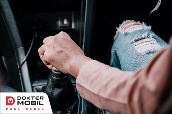 penyebab mobil tidak bisa distarter
