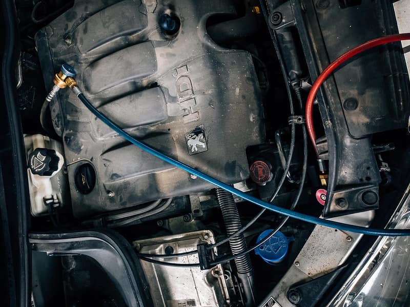 Inilah Tekanan Freon AC Mobil yang Tepat dan Ideal