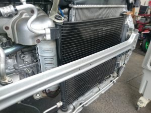 service kondensor ac mobil 
