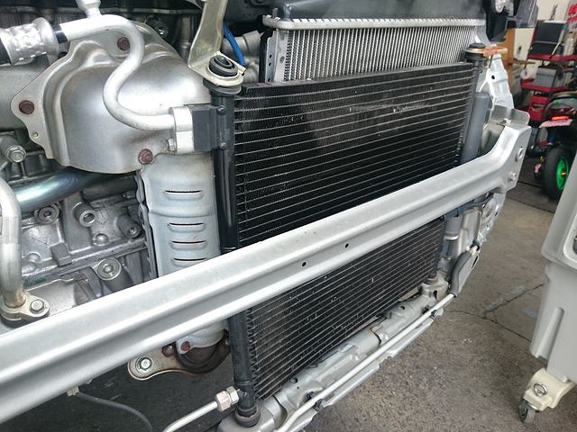 kondensor ac avanza