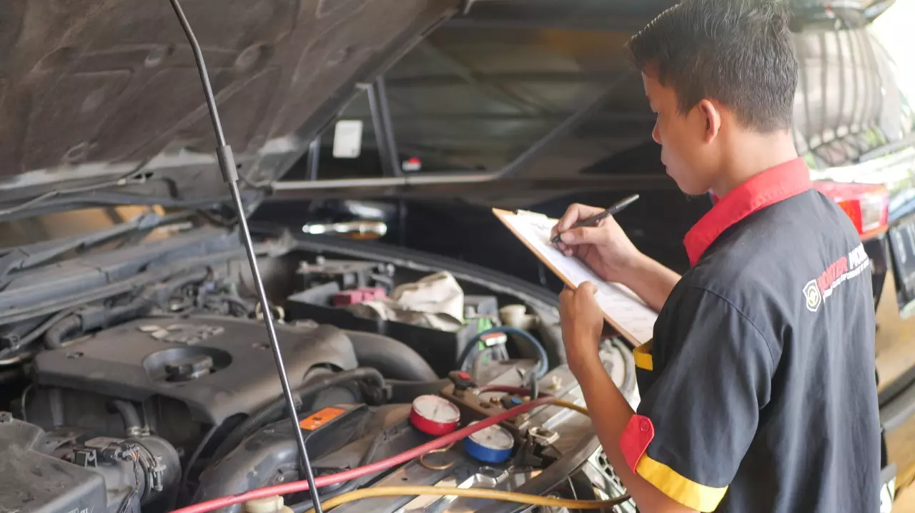 Cara Memperbaiki Alternator Mobil