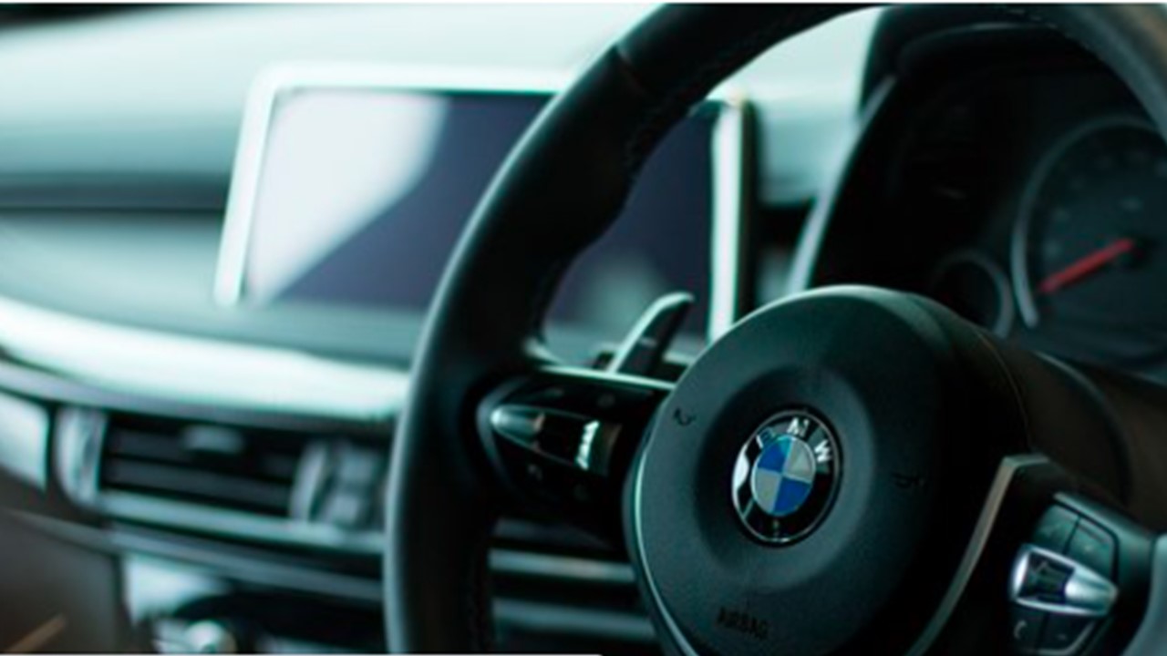 Cara Mengemudi Mobil Manual
