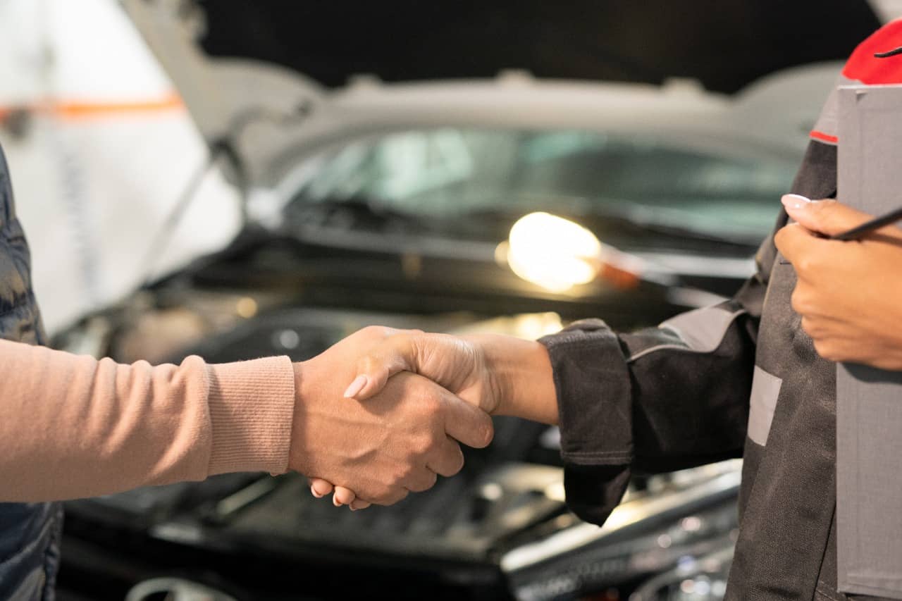 Spesialis AC Mobil Terdekat di Cirendeu