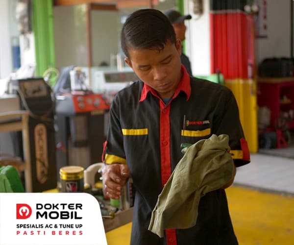 Oli Mobil Menguap