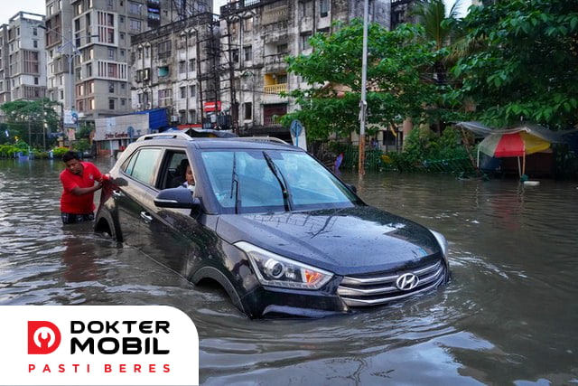mobil kebanjiran jadi rusak
