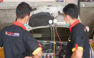 Penyebab & Solusi Ac Mobil Bau Pesing