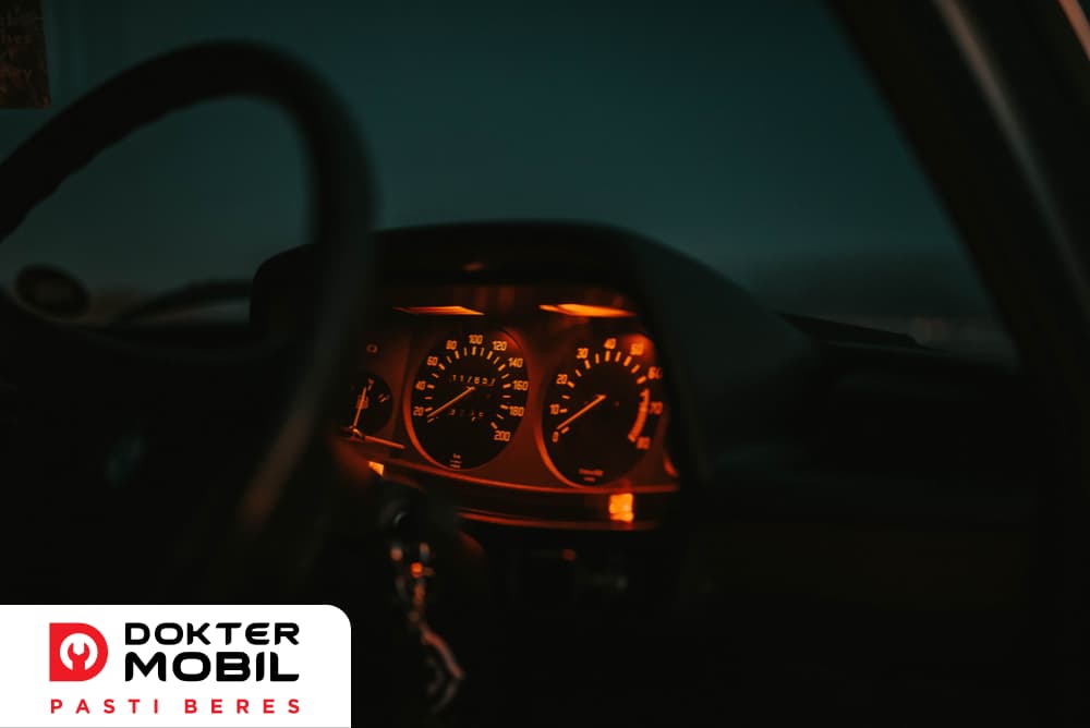 Lampu check engine menyala