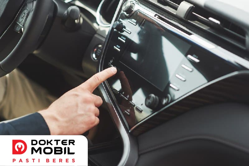 Cara memperbaiki power audio mobil