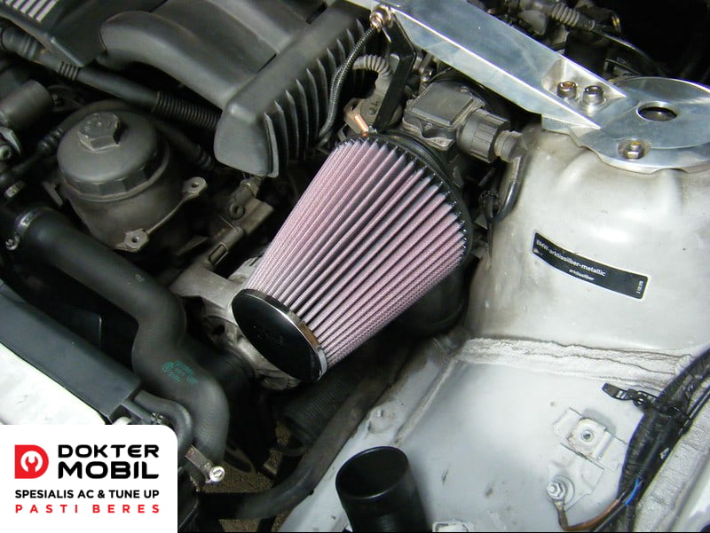 filter udara aftermarket dianggap dapat meningkatkan performa mobil