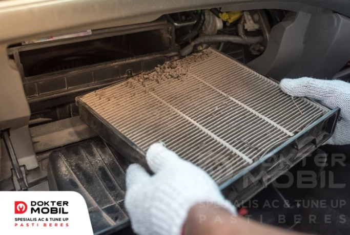 ilustrasi evaporator ac mobil kotor