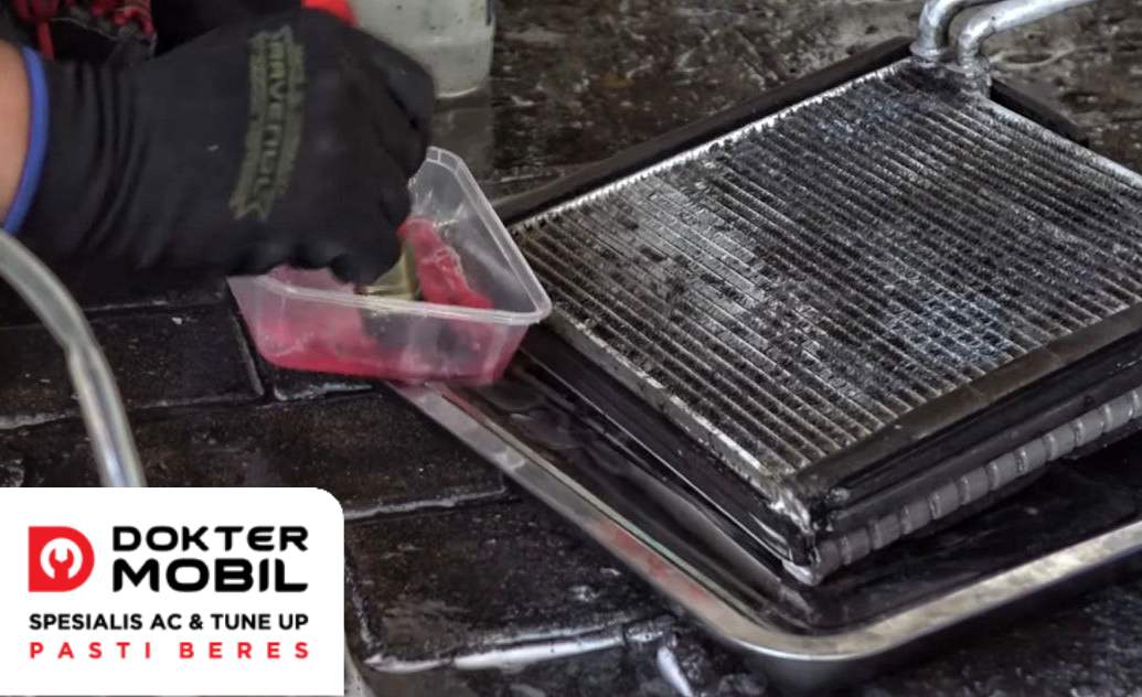 Dampak Evaporator AC Mobil Mitsubishi Kotor