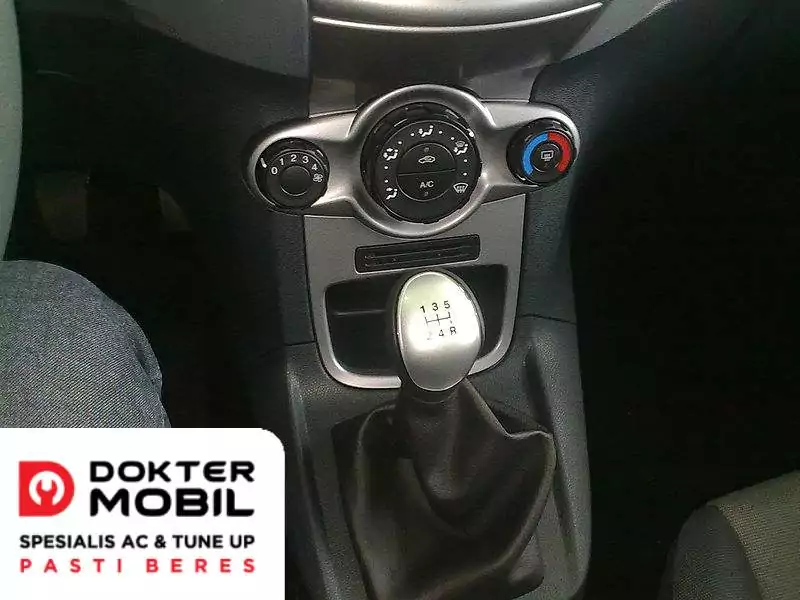 Cara Mengatasi AC Mobil Tidak Dingin