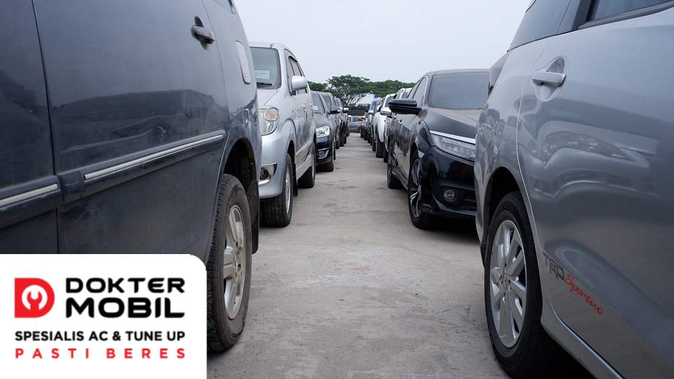 Cara Parkir Mobil Matic yang Benar