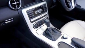 Membersihkan AC Mobil Tanpa Bongkar