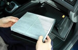 5 Cara Ganti Filter AC Mobil Agya Kotor, Ternyata Mudah!