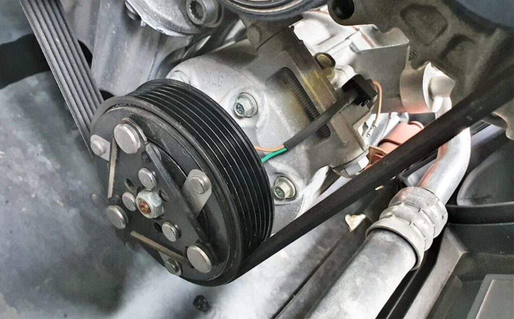 6 Ciri Magnet AC Mobil APV Bermasalah & Cara Gantinya