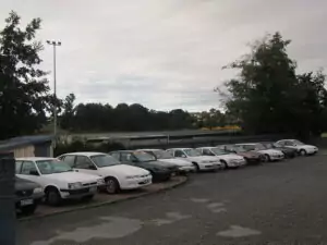 Dibanderol Murah, Inilah Resiko Beli Mobil Eks Taksi
