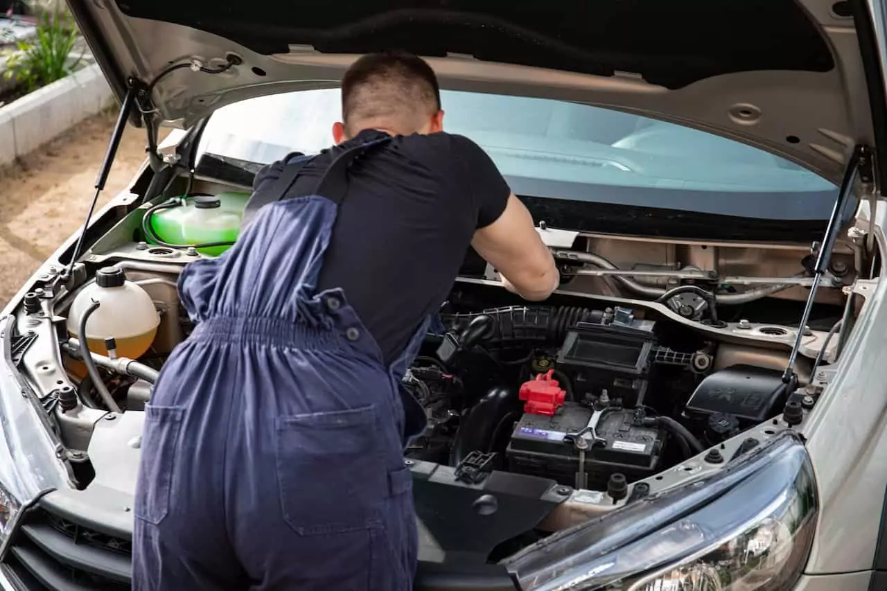 Inilah Besaran Estimasi Biaya Inspeksi Mobil Bekas secara Menyeluruh