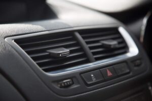 Rincian Besaran Biaya Cuci AC Mobil Innova