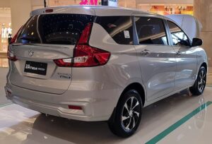 Suzuki Ertiga Hybrid - Mobil Hybrid Spesialis Keluarga Indonesia
