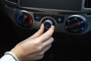 3 Cara Penggunaan AC Mobil yang Benar agar Tetap Awet