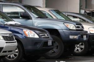 8 Tips Membeli Mobil Bekas di Showroom Agar Tidak Mahal