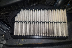 12 Ciri Filter Udara Mobil Kotor dan Perlu Diganti