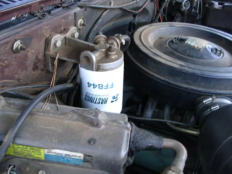 Kapan Waktu Ganti Filter Solar Mobil Diesel yang Tepat