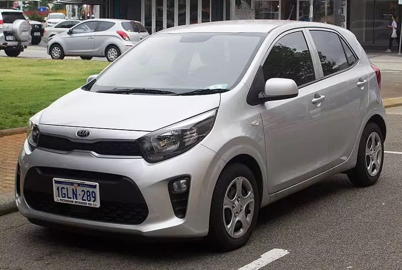 Mobil Kia Picanto Bekas
