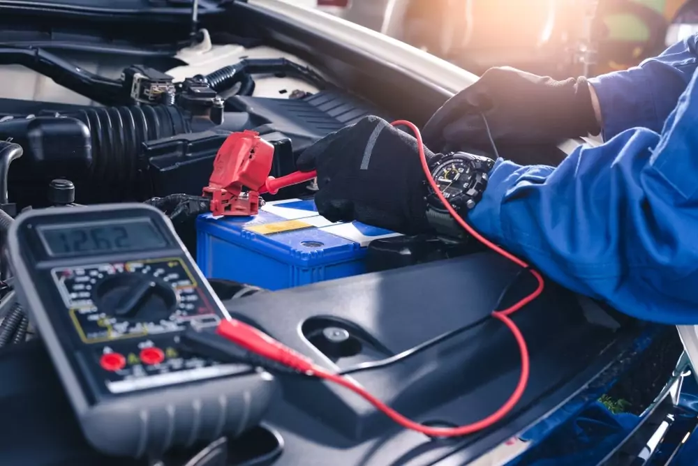 5 Cara Cek Kondisi Mesin Mobil, Agar Performa Selalu Prima